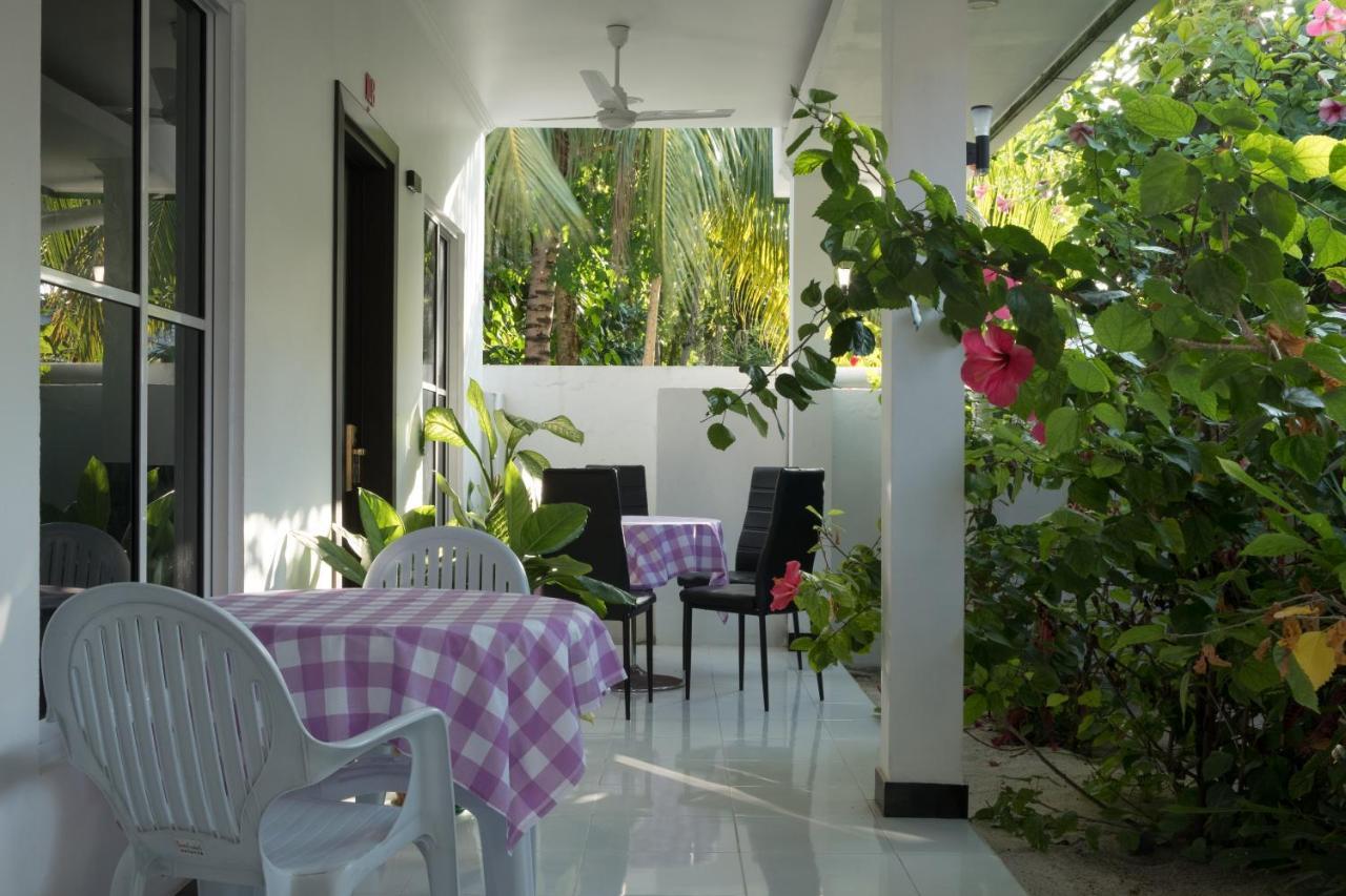 Athiriveli Hotel Thoddoo Exterior photo